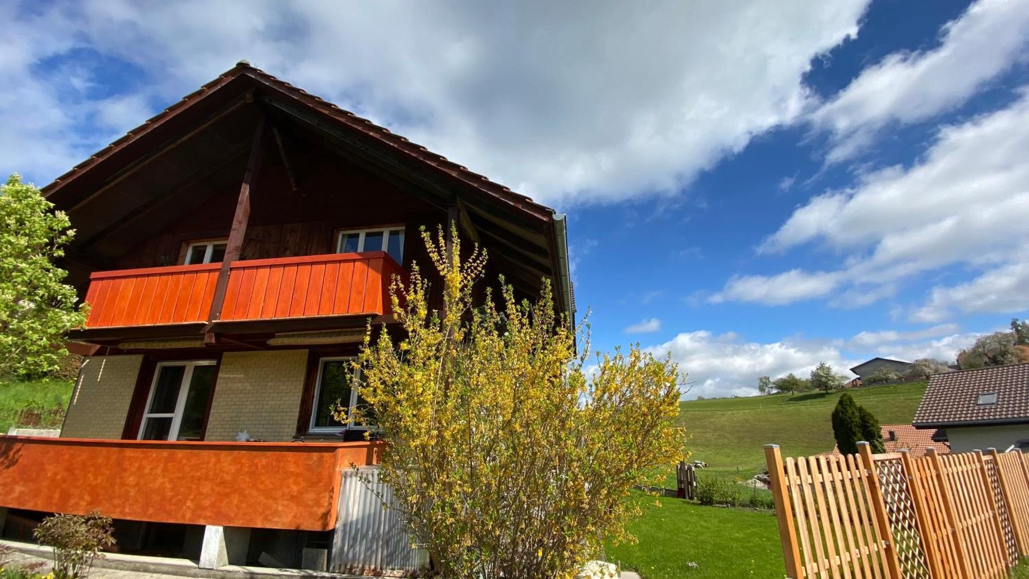 Naturnahe Familienwohnung Ruschegg Exterior photo
